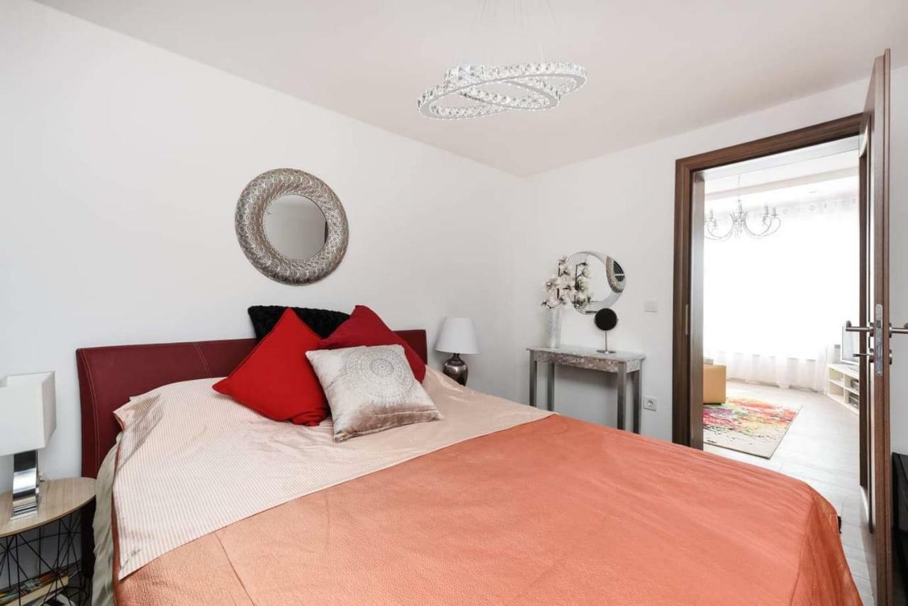 Dana Zadar Apartment ภายนอก รูปภาพ